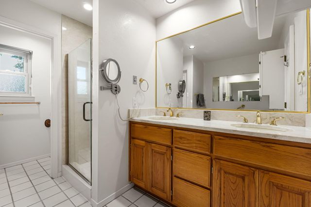 13932 Villa Sandia Place NE, Albuquerque, NM 87112