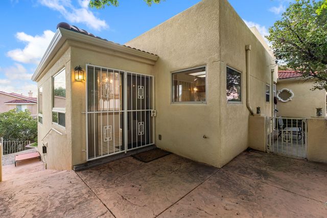 13932 Villa Sandia Place NE, Albuquerque, NM 87112