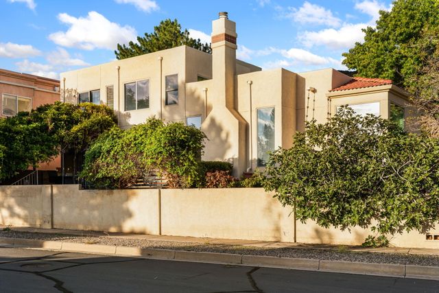 13932 Villa Sandia Place NE, Albuquerque, NM 87112