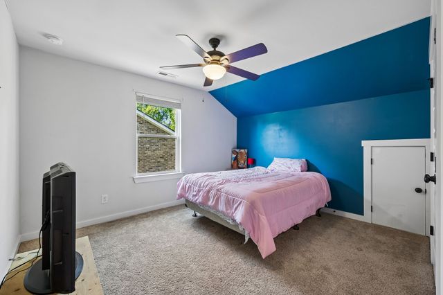 276 Griffin Ln, Gallatin, TN 37066