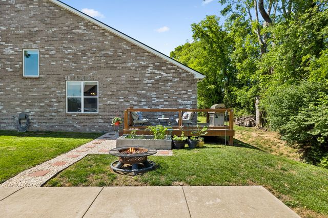 276 Griffin Ln, Gallatin, TN 37066