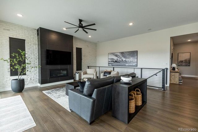 8677 Big Thompson Street, Littleton, CO 80125