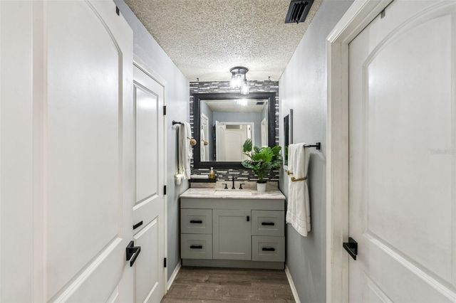 525 7TH STREET NE, Winter Haven, FL 33881