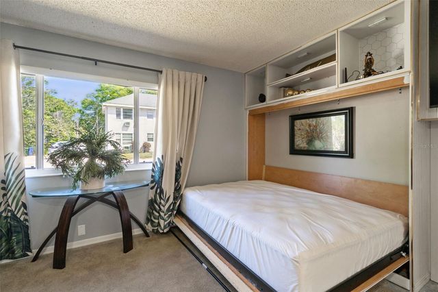 525 7TH STREET NE, Winter Haven, FL 33881