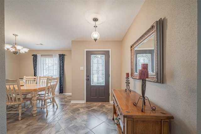 131 Dawns Edge Drive, Conroe, TX 77356