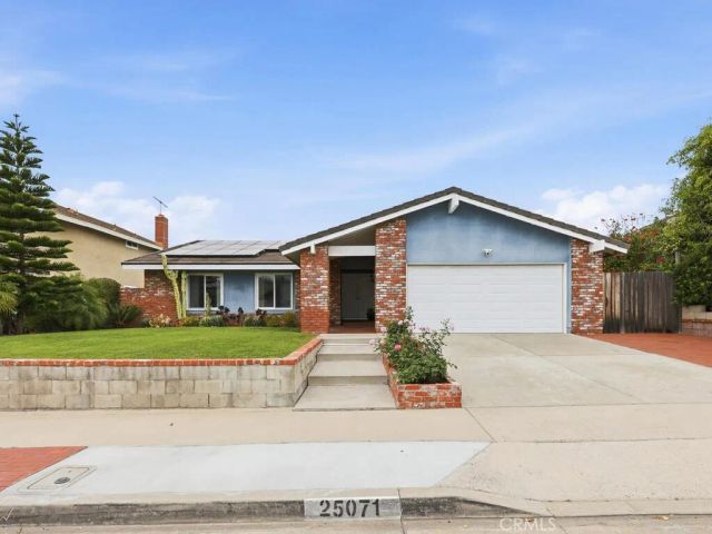 25071 Mawson, Laguna Hills, CA 92653