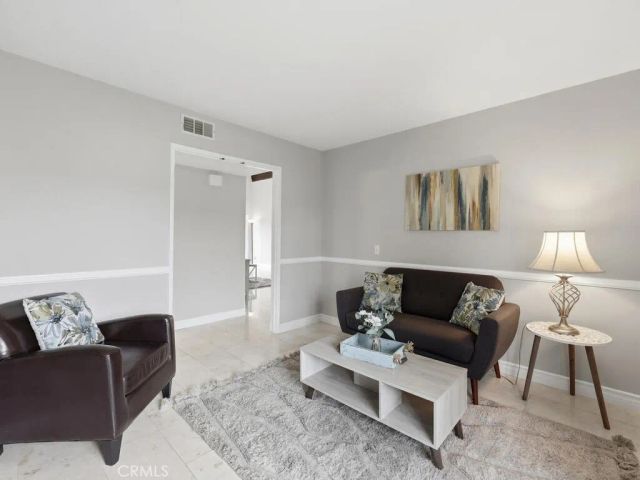 25071 Mawson, Laguna Hills, CA 92653