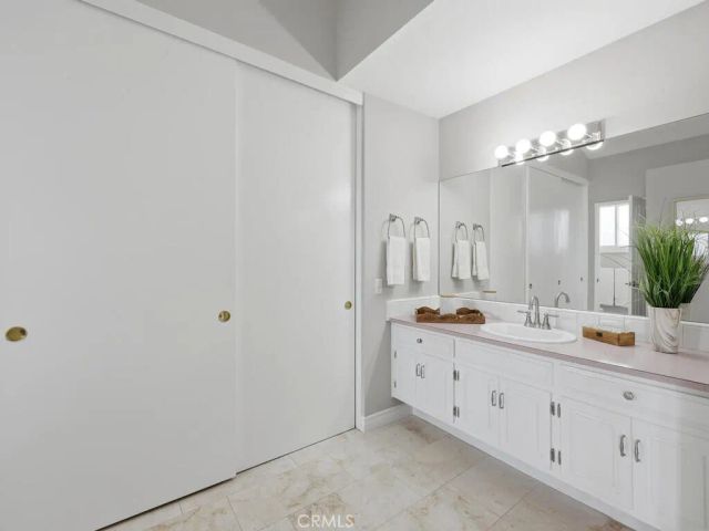 25071 Mawson, Laguna Hills, CA 92653