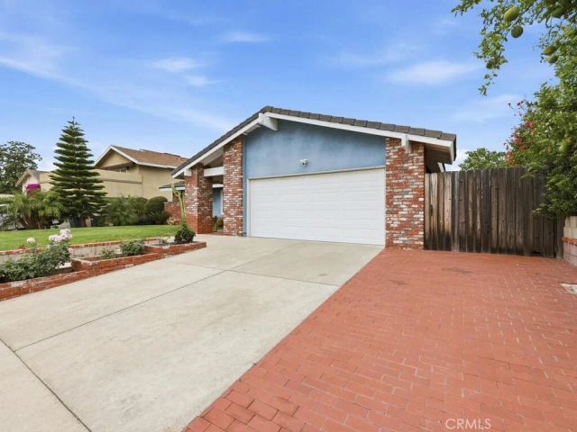 25071 Mawson, Laguna Hills, CA 92653