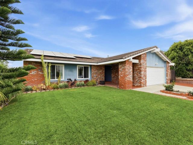 25071 Mawson, Laguna Hills, CA 92653