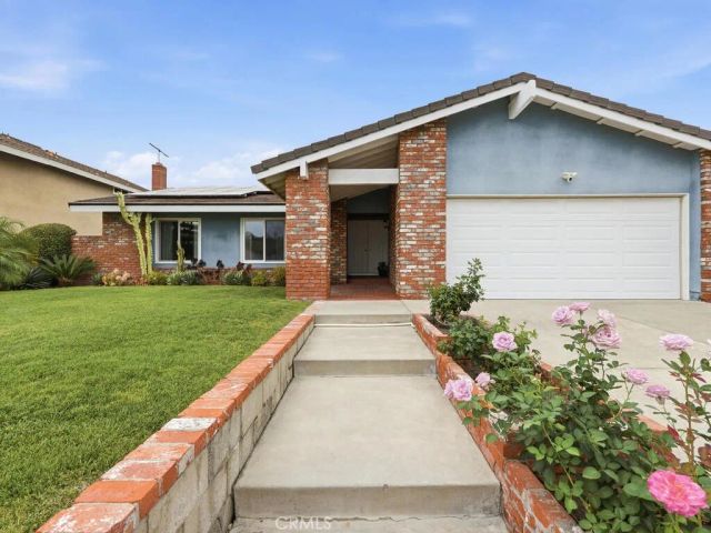 25071 Mawson, Laguna Hills, CA 92653