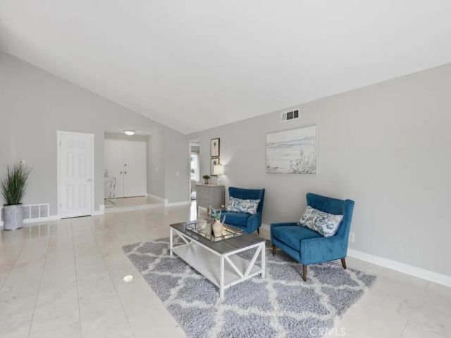 25071 Mawson, Laguna Hills, CA 92653