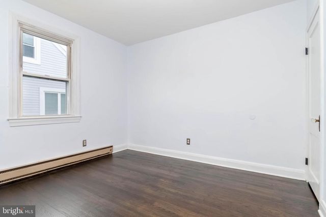 100 S STUART ST, Baltimore, MD 21221