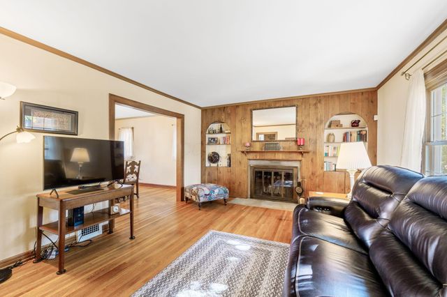 38 Powhatan Avenue, Columbus, OH 43204