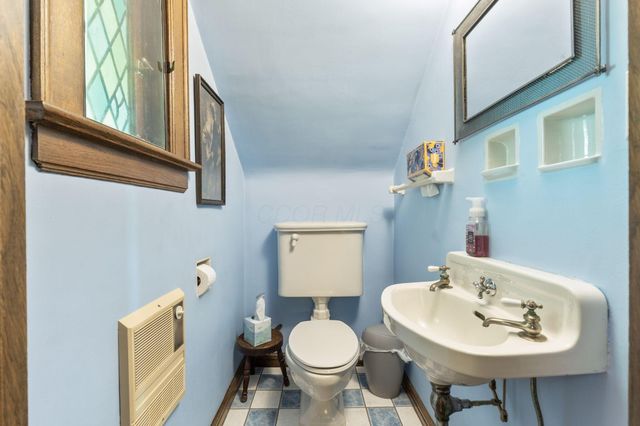 38 Powhatan Avenue, Columbus, OH 43204