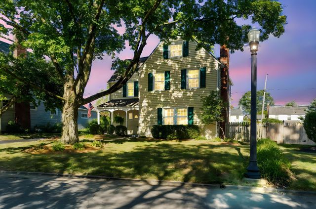 38 Powhatan Avenue, Columbus, OH 43204