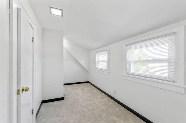 38 Powhatan Avenue, Columbus, OH 43204