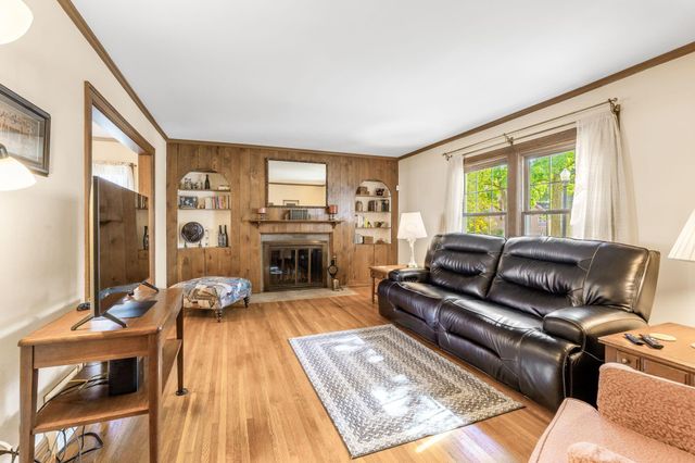 38 Powhatan Avenue, Columbus, OH 43204
