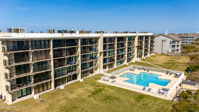 2305 W Fort Macon Road 309, Atlantic Beach, NC 28512