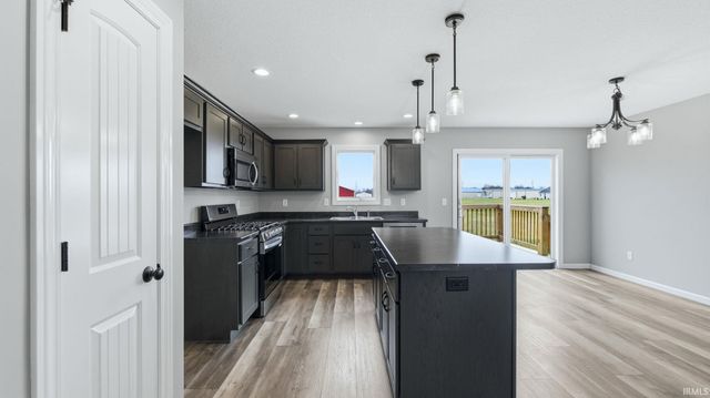 4938 N Cranbrook Road, North Webster, IN 46555