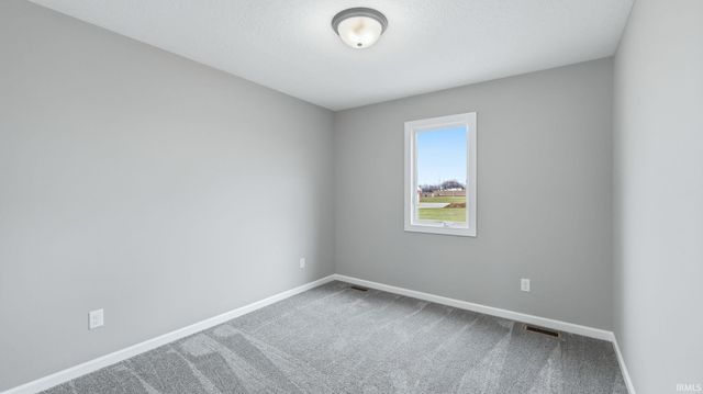 4938 N Cranbrook Road, North Webster, IN 46555