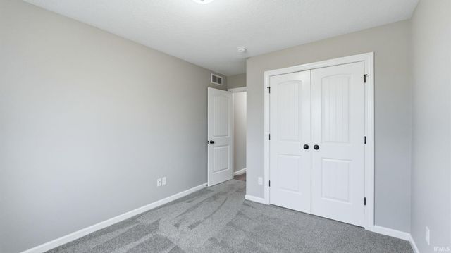 4938 N Cranbrook Road, North Webster, IN 46555