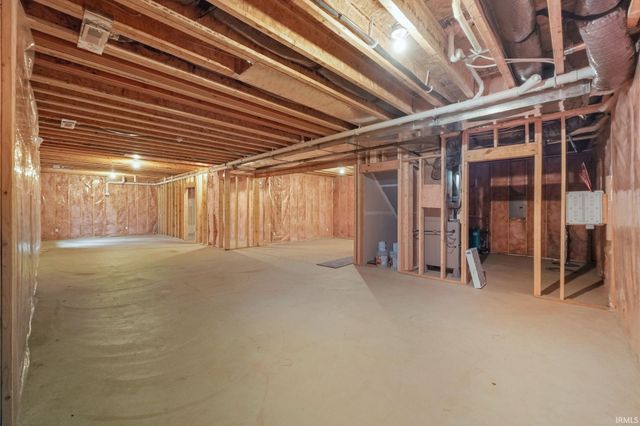 4938 N Cranbrook Road, North Webster, IN 46555