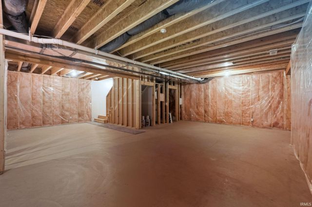 4938 N Cranbrook Road, North Webster, IN 46555