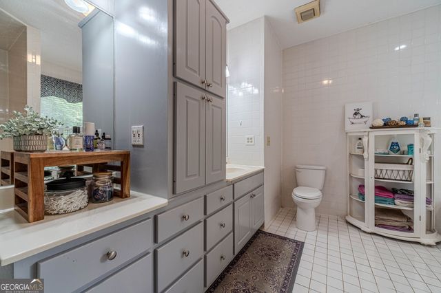 1022 Chandler Haulk Road, Loganville, GA 30052