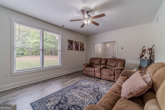 1022 Chandler Haulk Road, Loganville, GA 30052