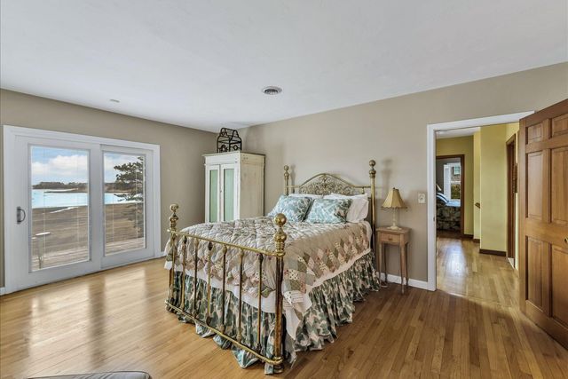 155 Wings Neck Road, Pocasset, MA 02559