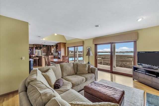 155 Wings Neck Road, Pocasset, MA 02559