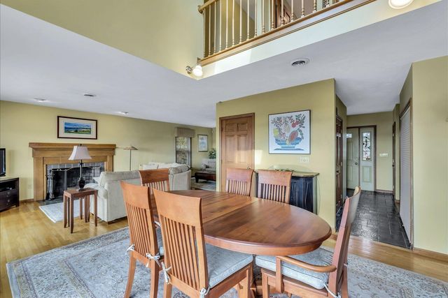 155 Wings Neck Road, Pocasset, MA 02559