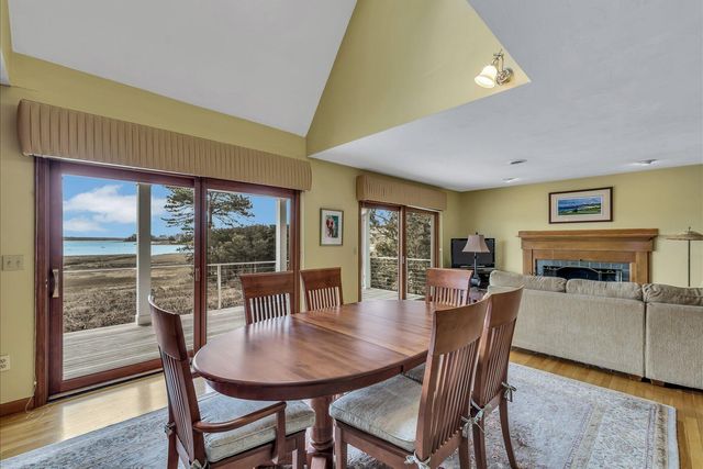 155 Wings Neck Road, Pocasset, MA 02559