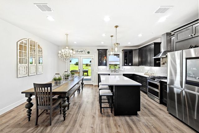 2889 Old McMahan RD, Lockhart, TX 78644