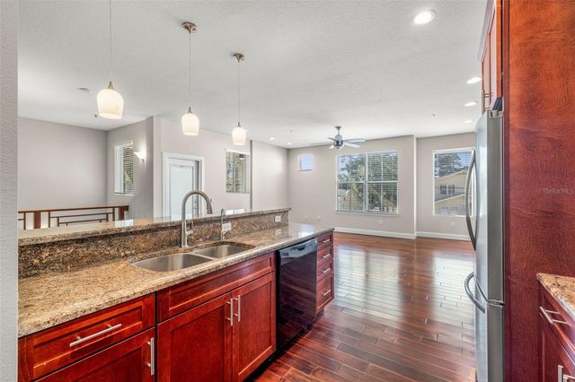 113 S NEWPORT AVENUE 1-4, Tampa, FL 33606