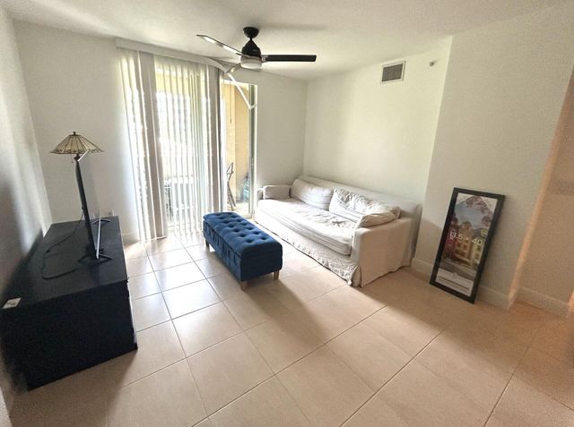 610 Clematis Street 338, West Palm Beach, FL 33401