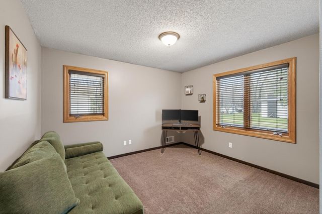 2930 122nd Avenue NW, Coon Rapids, MN 55433