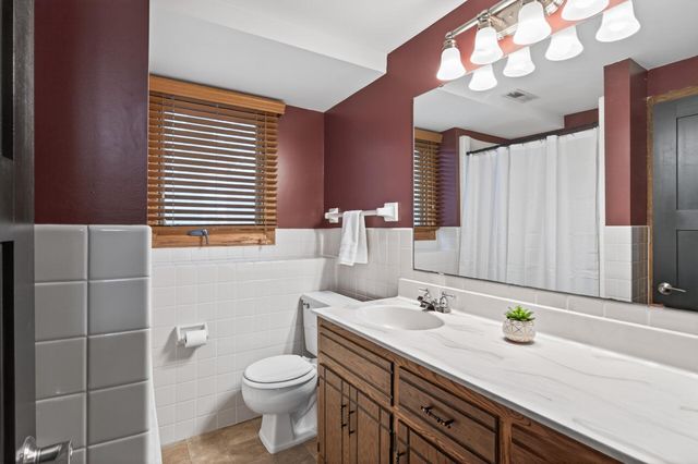 2930 122nd Avenue NW, Coon Rapids, MN 55433