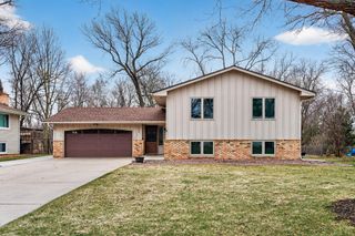 2930 122nd Avenue NW, Coon Rapids, MN 55433
