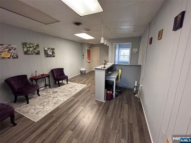 274 Lafayette Avenue, Hawthorne, NJ 07506