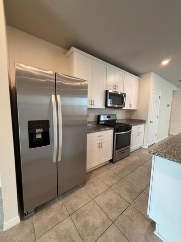 3732 SHOVELER AVENUE, Leesburg, FL 34748