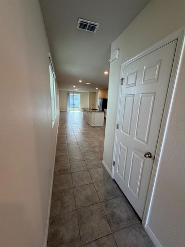 3732 SHOVELER AVENUE, Leesburg, FL 34748