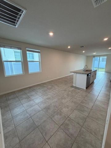 3732 SHOVELER AVENUE, Leesburg, FL 34748