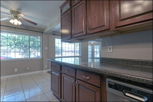 3208 Kirkcaldy Street, El Paso, TX 79925