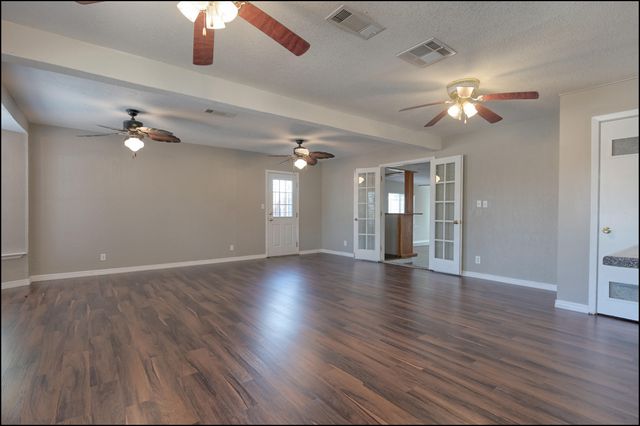 3208 Kirkcaldy Street, El Paso, TX 79925