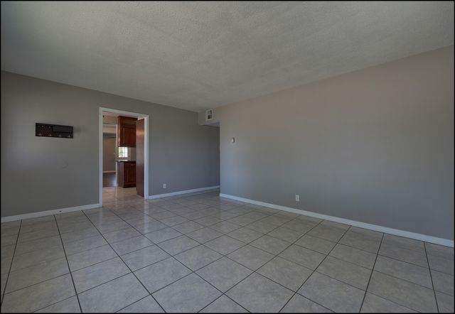 3208 Kirkcaldy Street, El Paso, TX 79925