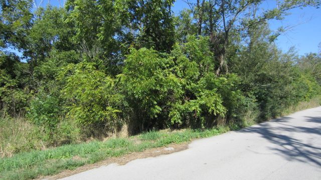 Lot 1, 2, 3, 4 & 5 Nantucket Drive, Darien, IL 60561