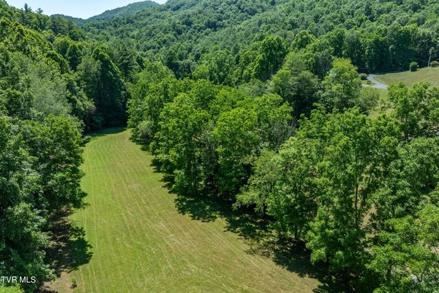 000 Copperhead Hollow Road, Mountain City, TN 37683