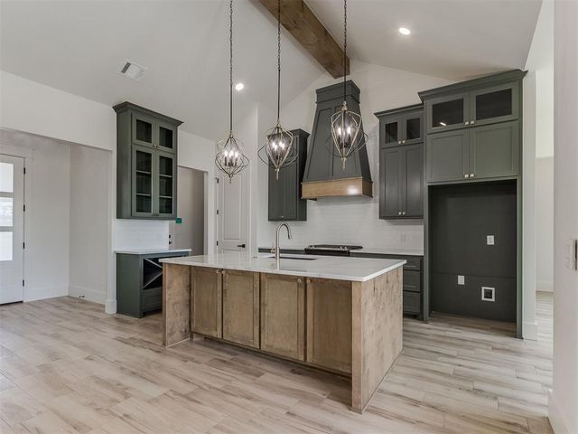 2901 Deer Run Trail, Guthrie, OK 73044